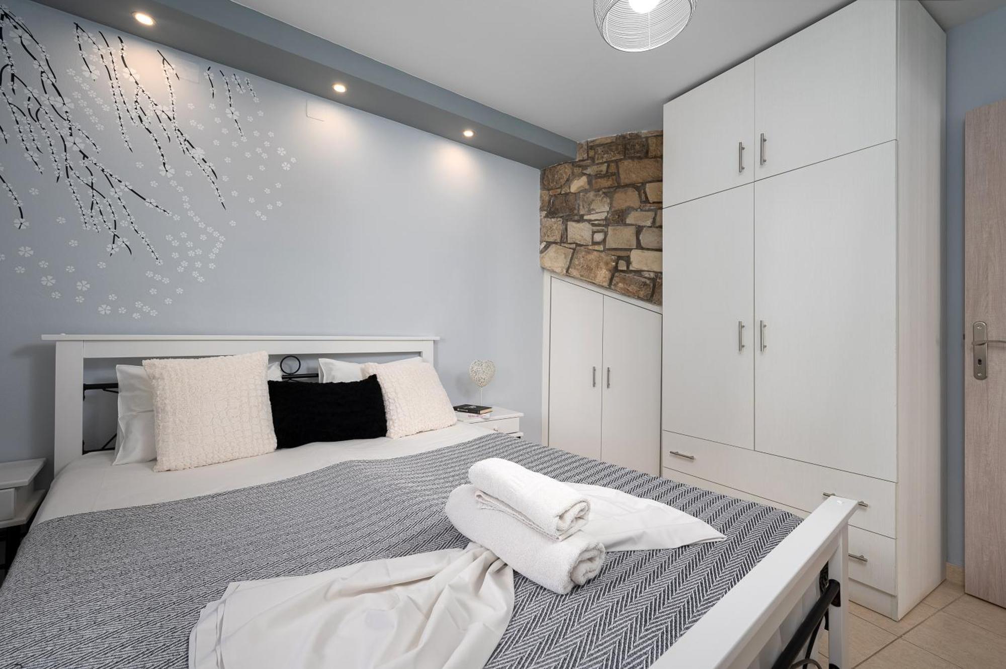 Milos Apartment Kalamaki  Eksteriør billede